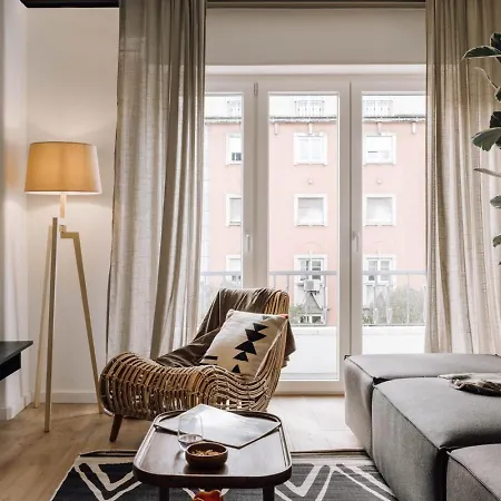Barambu - 3 Bedrooms And Office In Avenidas Novas Lisbon