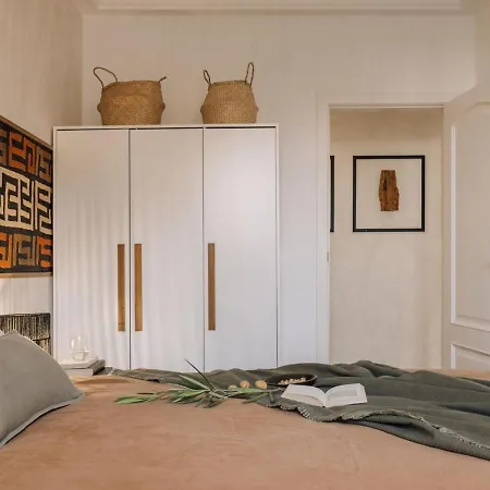 Barambu - 3 Bedrooms And Office In Avenidas Novas Apartment