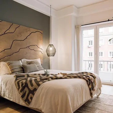Barambu - 3 Bedrooms And Office In Avenidas Novas Apartment *