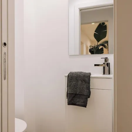 Barambu - 3 Bedrooms And Office In Avenidas Novas Lisboa